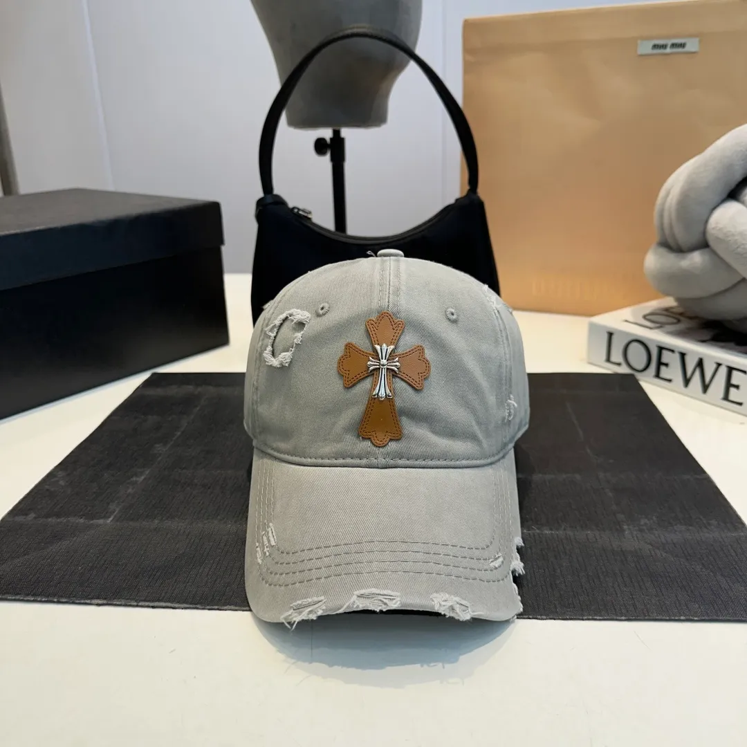 P60 Chrome Hearts 💓Early spring Korean style fashion retro distressed hole hat worn design versatile baseball cap peaked cap